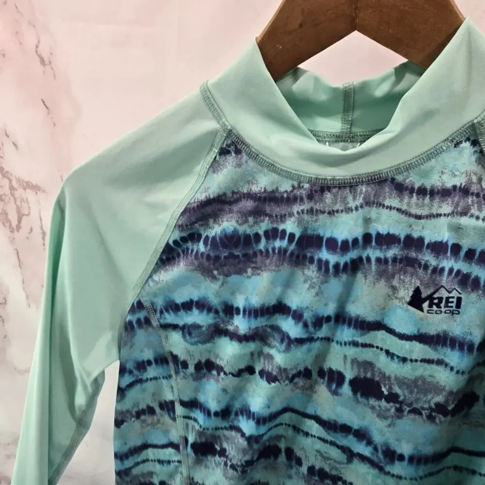 REI Swimsuit Girls 18 XL Rashguard Shirt Swim Shorts Bathing Set Blue Long